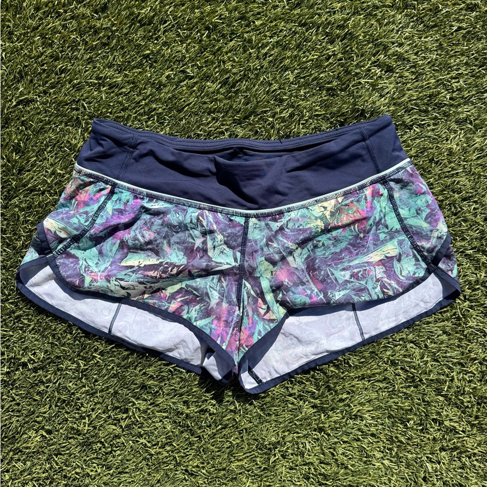 Lululemon Speed Up Low Rise Lined Shorts, 2.5”, size 8